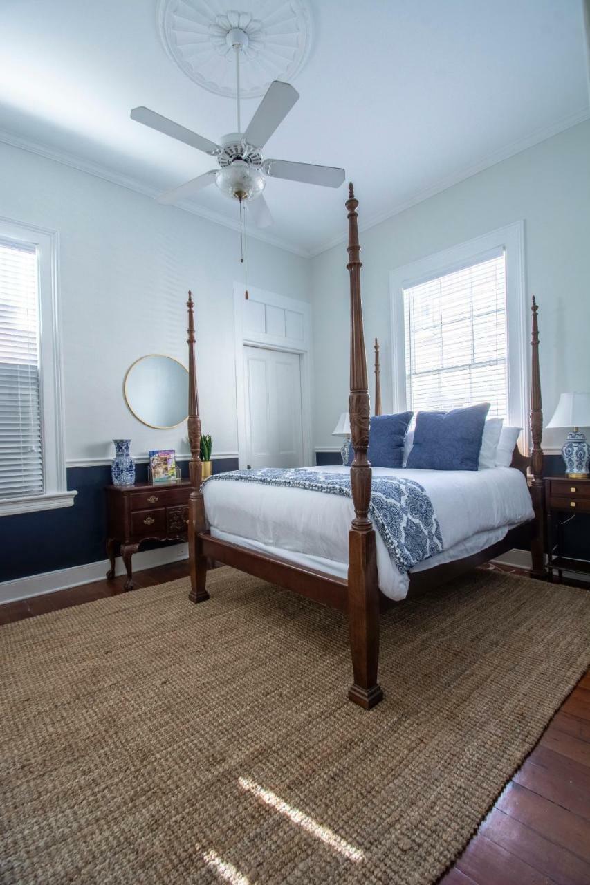 Daybed With Trundle In The Beautiful Ashley Inn 4 Blocks From King St Чарлстон Екстер'єр фото